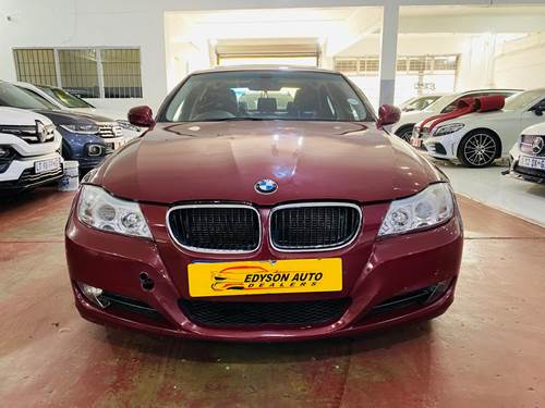 BMW 320i (E90) Start