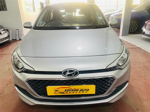 Hyundai i20 1.4 (74 kW) Fluid Auto