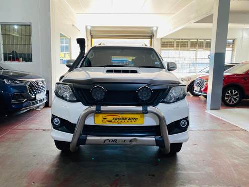 Toyota Fortuner III 3.0 D-4D Raised Body Auto