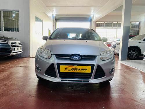 Ford Focus 1.6 Ti VCT Ambiente Hatch Back