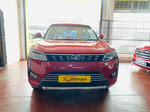 Mahindra XUV 300 1.5D (W8)