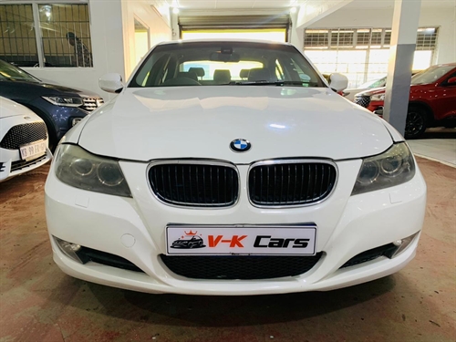 BMW 320d (E90)