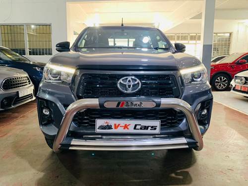 Toyota Hilux 2.8 GD-6 Double Cab Auto 