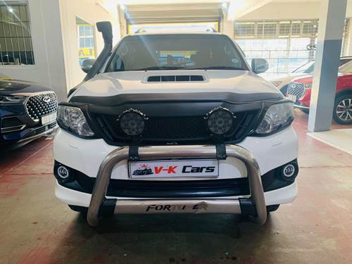 Toyota Fortuner III 3.0 D-4D 4x4 Auto