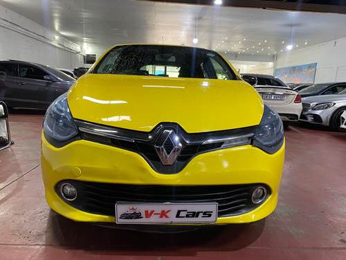 Renault Clio IV 900T (66kW) Dynamique 5 Door