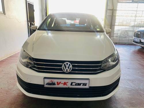 Volkswagen (VW) Polo Sedan 1.4 Comfortline