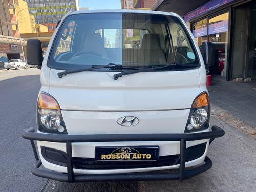 Hyundai H100 2.6 D Euro II Chassis Cab