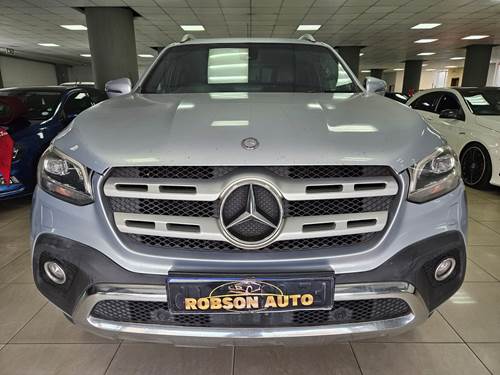 Mercedes Benz X220d Progressive