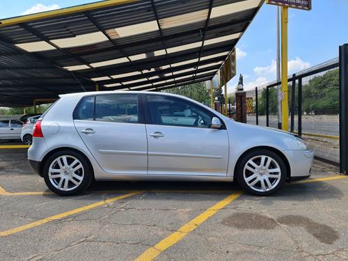 Volkswagen (VW) Golf 5 2.0 TDi Sportline