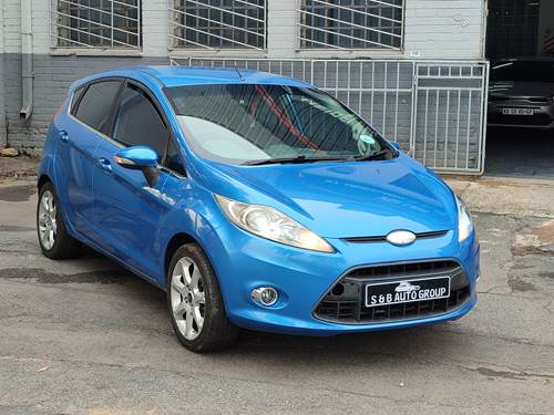 Ford Fiesta 1.6i Titanium 5 Door