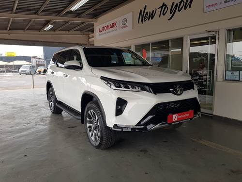 Toyota Fortuner VI 2.8GD-6 VX Auto 4x4