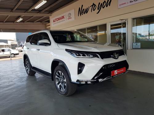 Toyota Fortuner VI 2.8GD-6 VX Auto 4x4