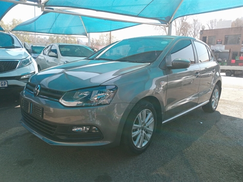 Volkswagen (VW) Polo Vivo GP 1.4 1.4 Street Hatch 5 Door 