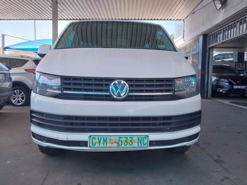 Volkswagen (VW) Transporter T6 2.0 Crew Bus TDi LWB (10 Seater)