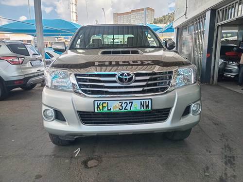 Toyota Hilux (Legend 45) 3.0 D-4D 4X4 Xtra Cab