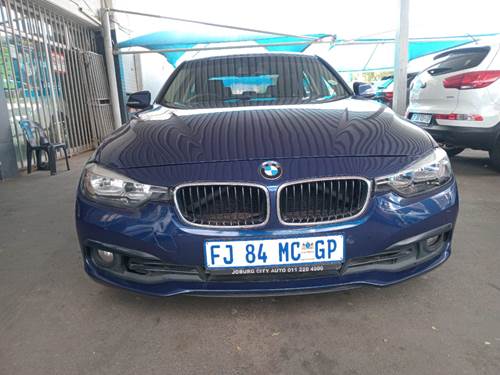 BMW 320i (F30) Auto