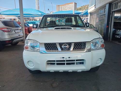 Nissan Hardbody NP300 2.5 TDi LWB