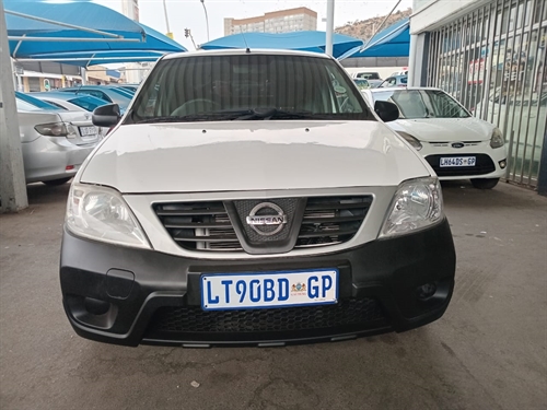 Nissan NP200 1.6i