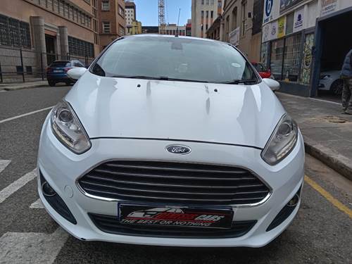 Ford Fiesta 1.0 EcoBoost Titanium Powershift 5 Door