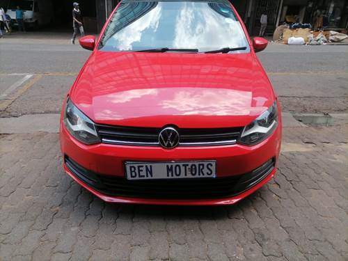 Volkswagen (VW) Polo Vivo 1.4 Hatch Comfortline 5 Door