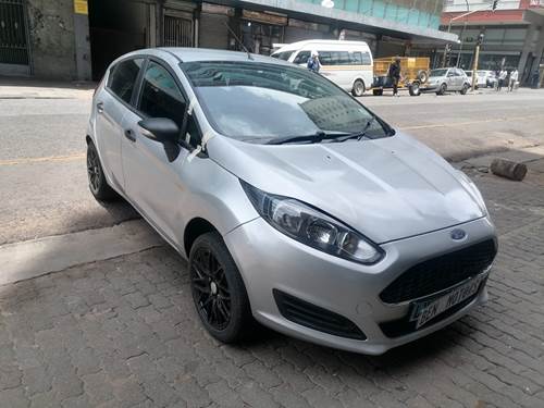 Ford Fiesta 1.4i (71 kW) Ambiente Hatch Back