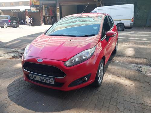 Ford Fiesta 1.4i (71 kW) Ambiente Hatch Back