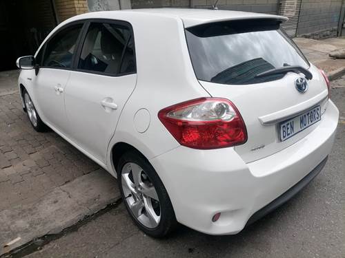 Toyota Auris 1.8 XS HSD