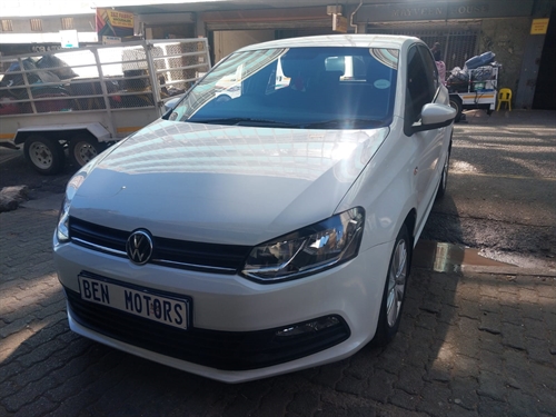 Volkswagen (VW) Polo Vivo 1.4 Hatch Comfortline 5 Door