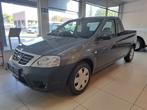 Nissan NP200 1.6i Pack