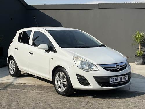 Opel Corsa 1.4 Essentia 5 Door (74 kW)