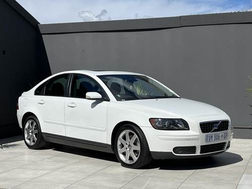 Volvo S40 T5