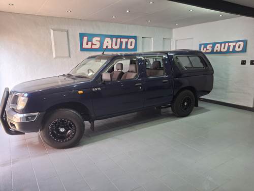 Nissan Hardbody II 3.0i SE Double Cab