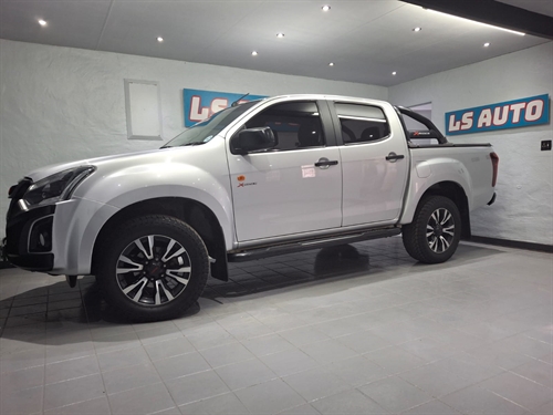 Isuzu KB 250 D-TEQ HO X-Rider Double Cab