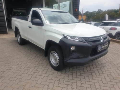 Mitsubishi Triton 2.4Di-GL 