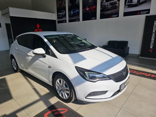 Opel Astra 1.0 Enjoy 5 Door