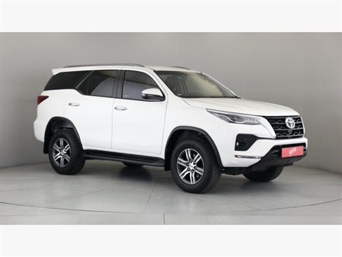 Toyota Fortuner V 2.4 GD-6 Raised Body Auto