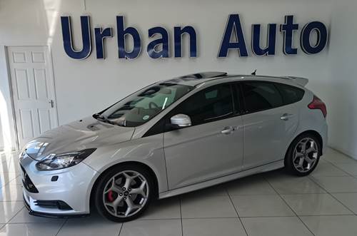 Ford Focus 2.0 GTDi ST3 5 Door