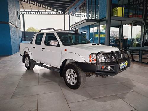 Nissan Hardbody NP300 2.5 TDi Hi-Rider Double Cab