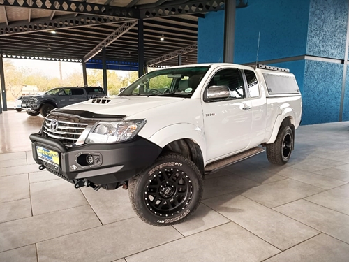 Toyota Hilux ( II) 3.0 D-4D Raider Xtra Cab 4X4