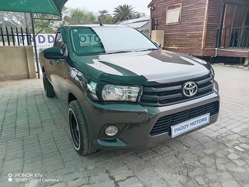 Toyota Hilux 2.4 GD 5MT Aircon Single Cab