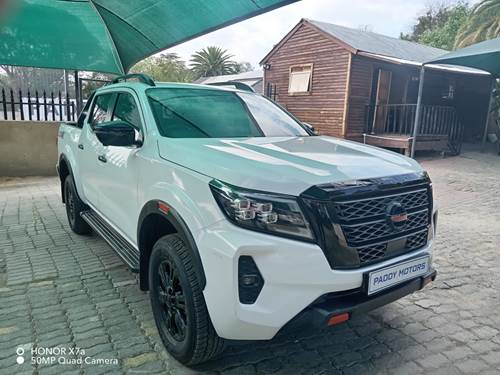 Nissan Navara 2.5 DDTi Pro-4X Double Cab Auto 4x4