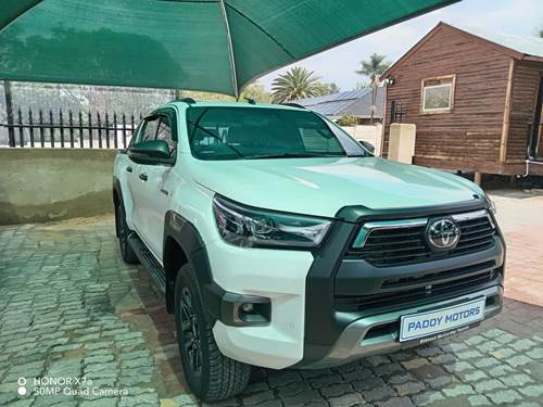 Toyota Hilux 2.8 GD-6 RB Legend Double Cab