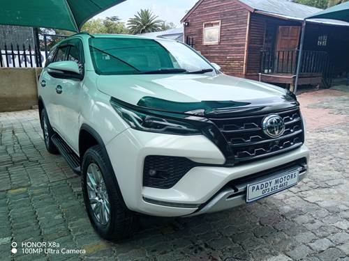 Toyota Fortuner IV 2.8 GD-6 Raised Body Auto