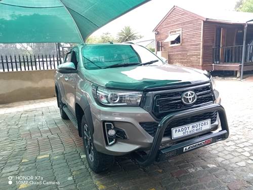 Toyota Hilux 2.8 GD-6 Raider Raised Body Double Cab Auto 4x4  