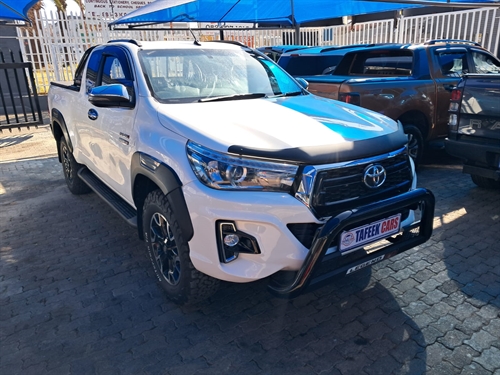 Toyota Hilux 2.8 GD-6 RB Raider 4x4 Extra Cab Auto