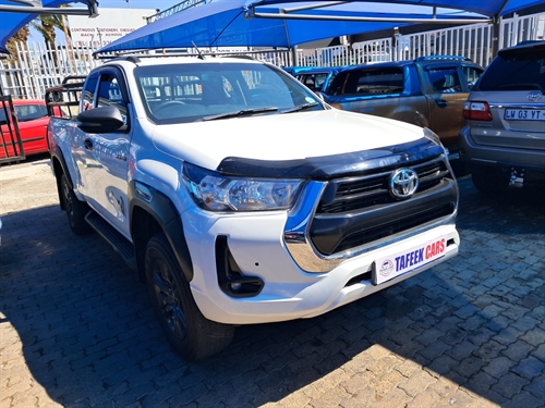 Toyota Hilux 2.4 GD 6 RB SRX P/U Extended Cab