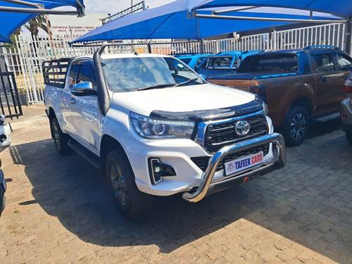 Toyota Hilux 2.8 GD-6 Raider Extra Cab 4x4 