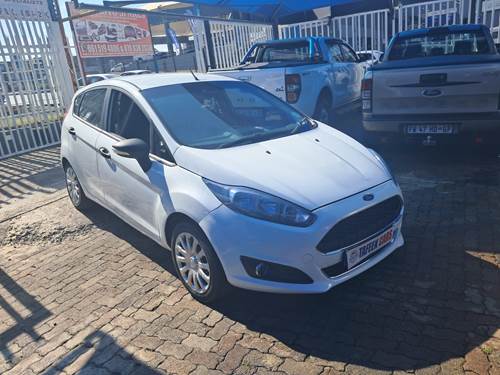 Ford Fiesta 1.4i (71 kW) Ambiente Hatch Back