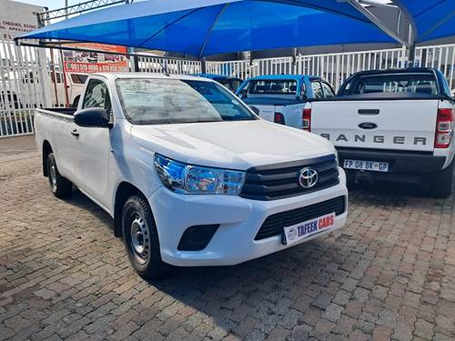 Toyota Hilux 2.4 GD 5MT Single Cab