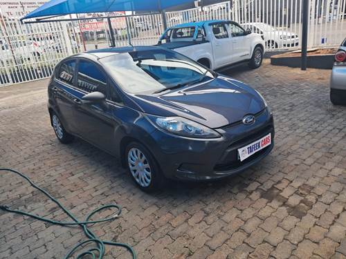 Ford Fiesta 1.4i (71 kW) Ambiente Hatch Back